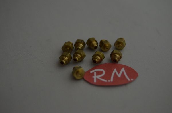 Conjunto inyectores a gas natural calentador Cointra M5