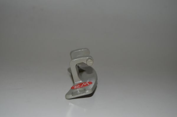 Bisagra puerta lavadora Daewoo DWD-M1051U 3612903700 - Imagen 2