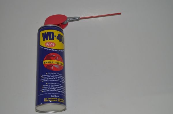 Aceite lubricante en spray 500 ml WD-40 doble acción