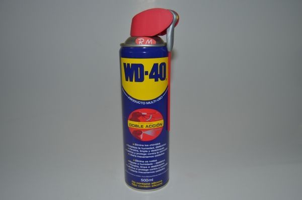 Aceite lubricante en spray 500 ml WD-40 doble acción
