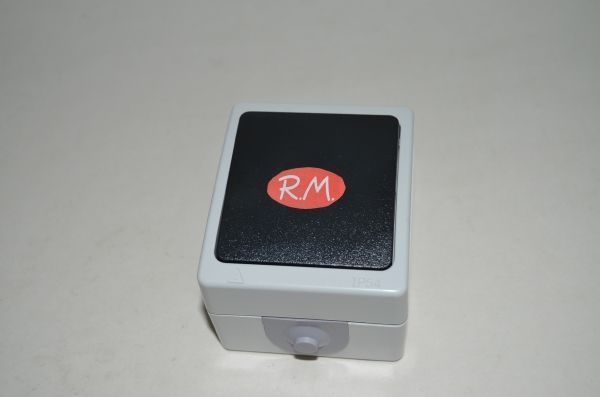 Pulsador superficie estanco Onlex IP54