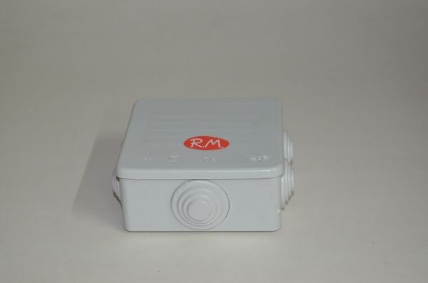 Caja de empalme estanca superficie 80 x 80 mm