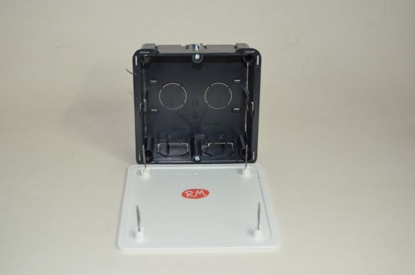 Caja de empalme empotrar tabique hueco 100 x 100 mm Solera 5562 - Imagen 2