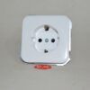 Base de enchufe TT schuko Simon 31432-60 blanco