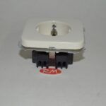 Base de enchufe TT schuko Simon 31432-61 marfil - Imagen 3