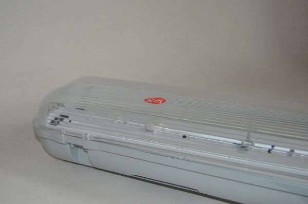 Pantalla fluorescente estanca 2 tubos 36w
