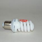 Bombilla bajo consumo espiral E-27 15W 6400K