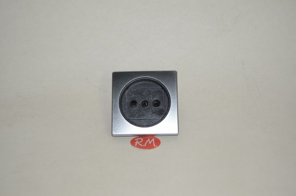 Tapa Base Simon 82 82040-33 aluminio