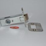 Picaporte puerta 45 mm frente redondo latonado 25 x 56 mm - Imagen 3