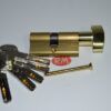 Cilindro Tecon seguridad R15 latón 30 x 30 mm con pomo