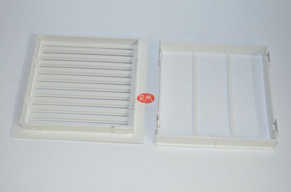 Rejilla empotrar con cierre blanca 15 x 15 cm