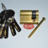 Cilindro Tecon seguridad R15 latón 10 x 30 mm