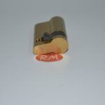 Cilindro Tecon seguridad R15 latón 10 x 40 mm