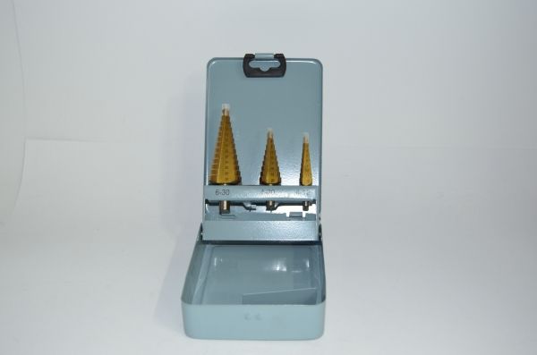 Brocas escalonadas 4 a 12 / 4 a 20 / 6 a 30