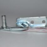 Bisagra superior puerta frigorífico Vestel 37023446