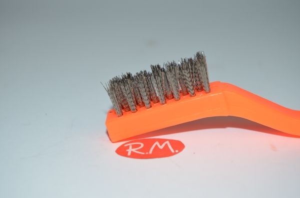 Cepillo limpia bujías púas de latón 175 mm