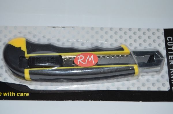 Cutter Sifer 9 mm con 5 cuchillas de recambio