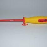 Destornillador aislado 1000V boca plana 5.5 x 125 mm