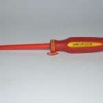 Destornillador aislado 1000V boca plana 6.5 x 150 mm