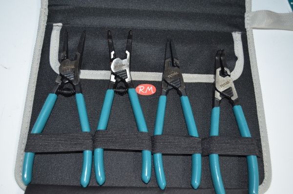 Juego 4 alicates anillos de seguridad 41176 Total