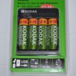 Cargador para 4 pilas recargables AA y AAA