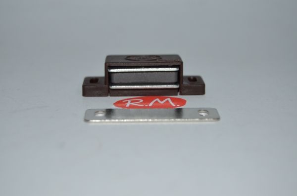 Cierre imán magnético 43 x 15 mm