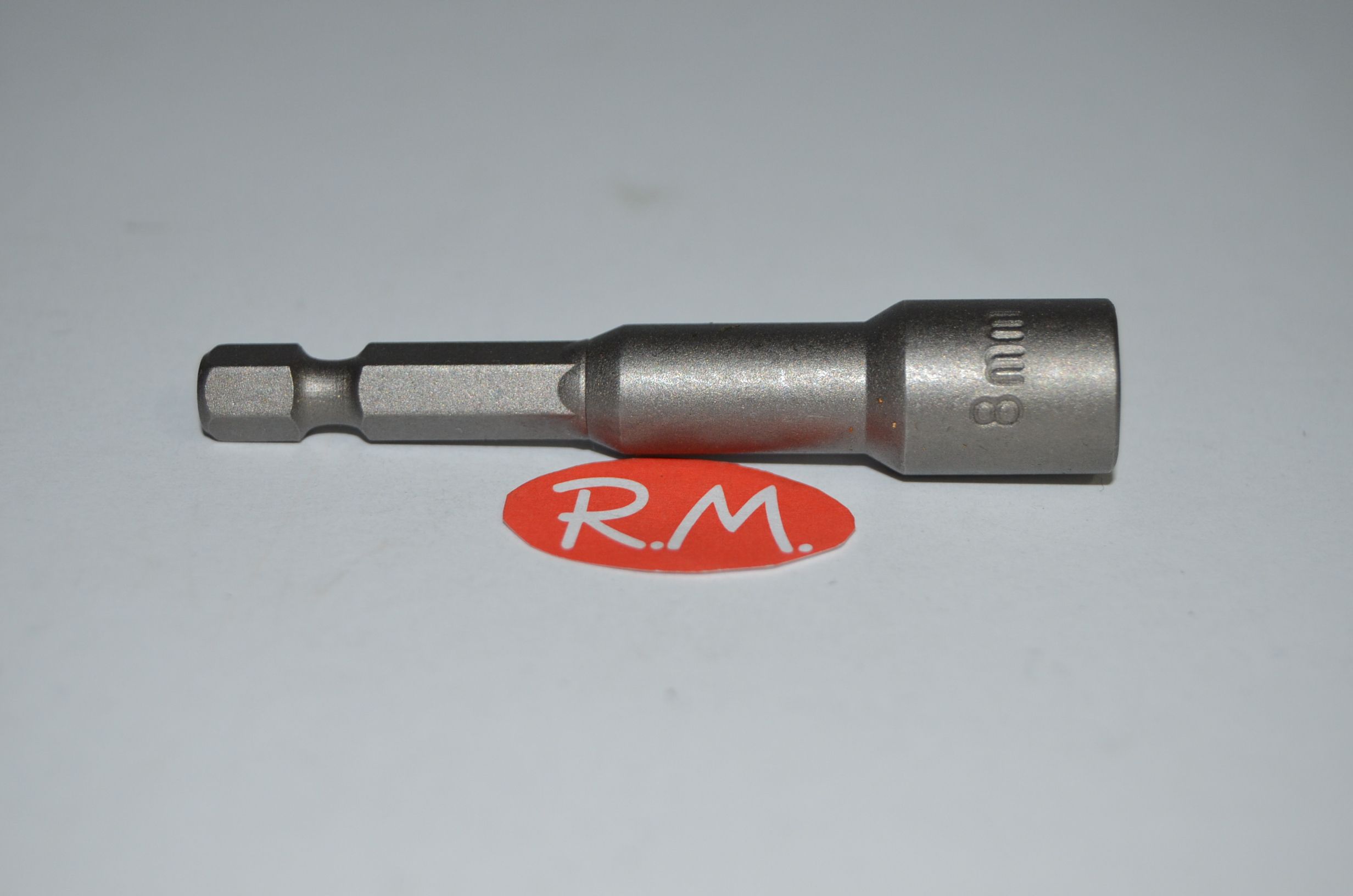 Llave de vaso magnética 8 mm