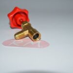 Válvula carga para botella refrigerante M-1/4 SAE x H-7/16