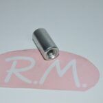 Manguito cilíndrico M6 x 20 mm