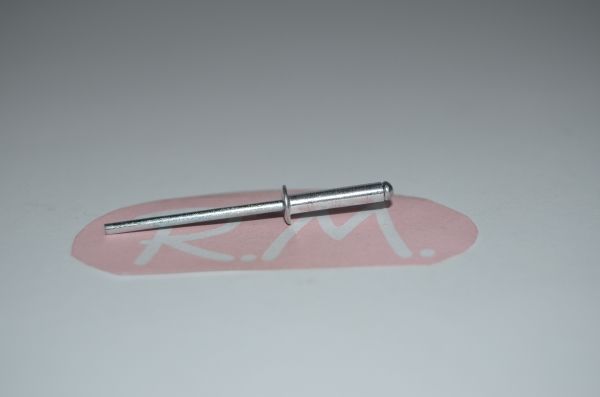 Remache cabeza alomada 3.2 x 15 mm