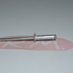 Remache cabeza alomada 3.4 x 14 mm