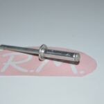 Remache cabeza alomada 5 x 20 mm