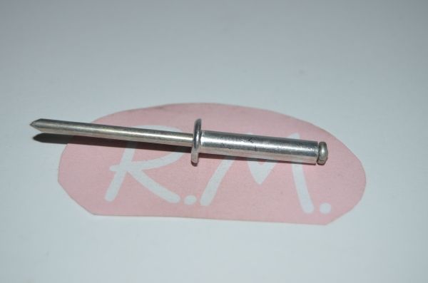 Remache cabeza alomada 5 x 25 mm