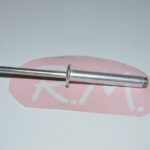 Remache cabeza alomada 5 x 30 mm