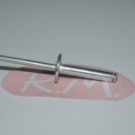 Remache aluminio cabeza ancha 4.8 x 25 mm