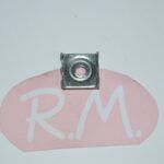 Grapa trasera mueble 15 x 15 mm